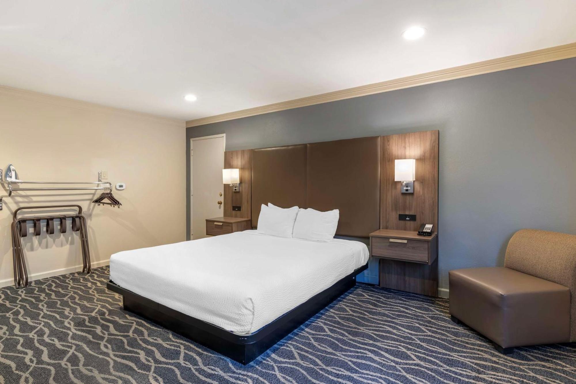 Best Western Plus Hill House Bakersfield Esterno foto