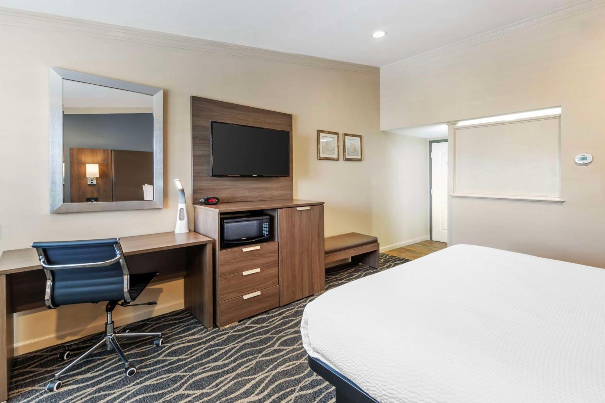 Best Western Plus Hill House Bakersfield Esterno foto