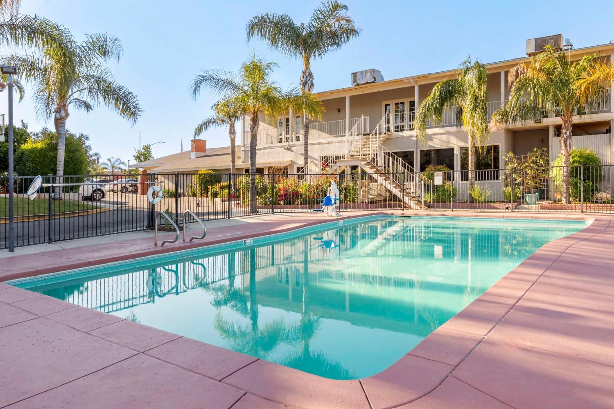 Best Western Plus Hill House Bakersfield Esterno foto